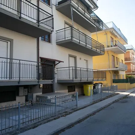 M125 - Marcelli, Trilocale Con Terrazzo A 50mt Dal Mare Apartment Marcelli